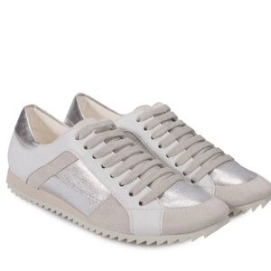 Pedro Garcia leather sneaker. Perfect condition.
Size 38